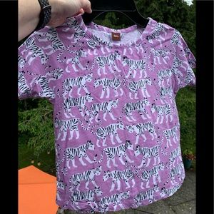 New without tags tea size 6 collection tshirt